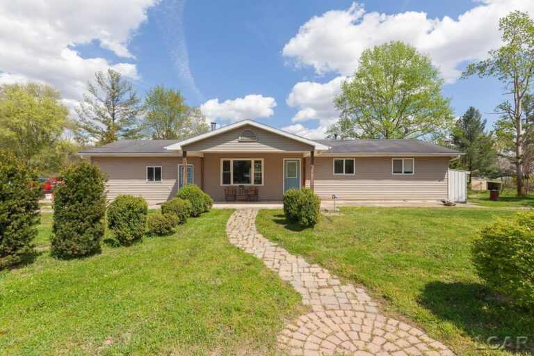 6675 Ryan Hwy Highway, Tipton MI 49287