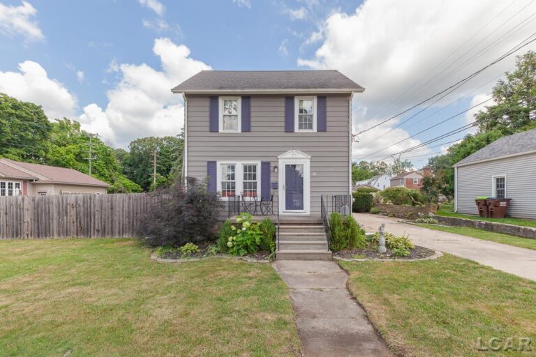 316 Wooded Pl Place, Monroe MI 48162