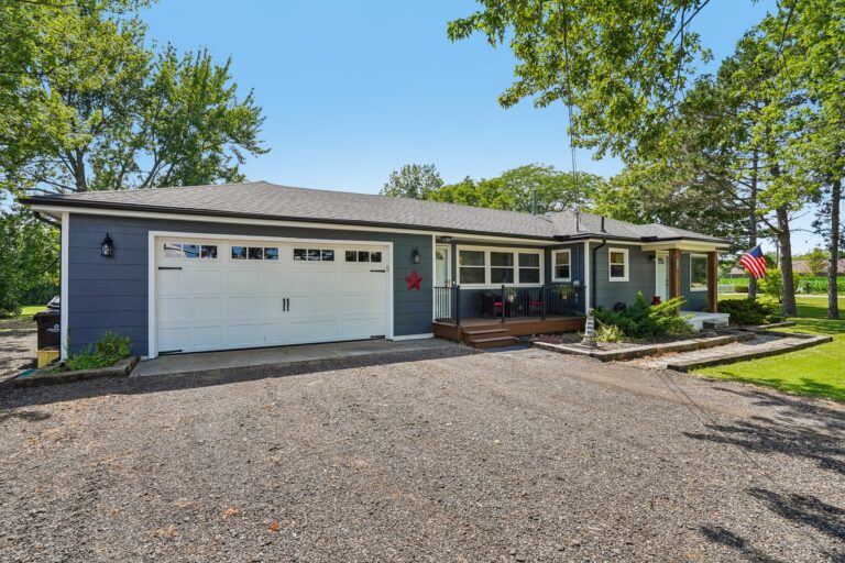 2758 Nadeau RD, Monroe, MI 48162
